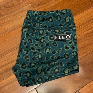 Fleo short